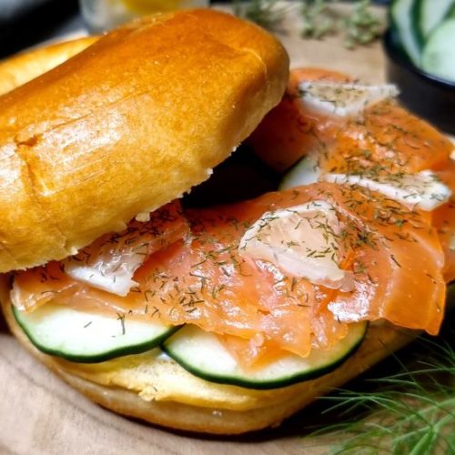 Recette bagel saumon Diététique et Délices : une recette facile et rapide à intégrer dans un programme de rééquilibrage alimentaire.